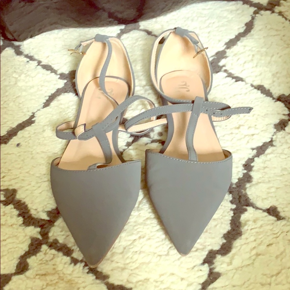 Ballet flats